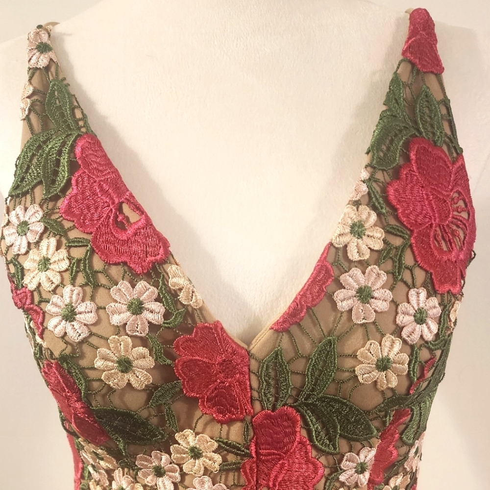 Xscape spaghetti strap floral dress